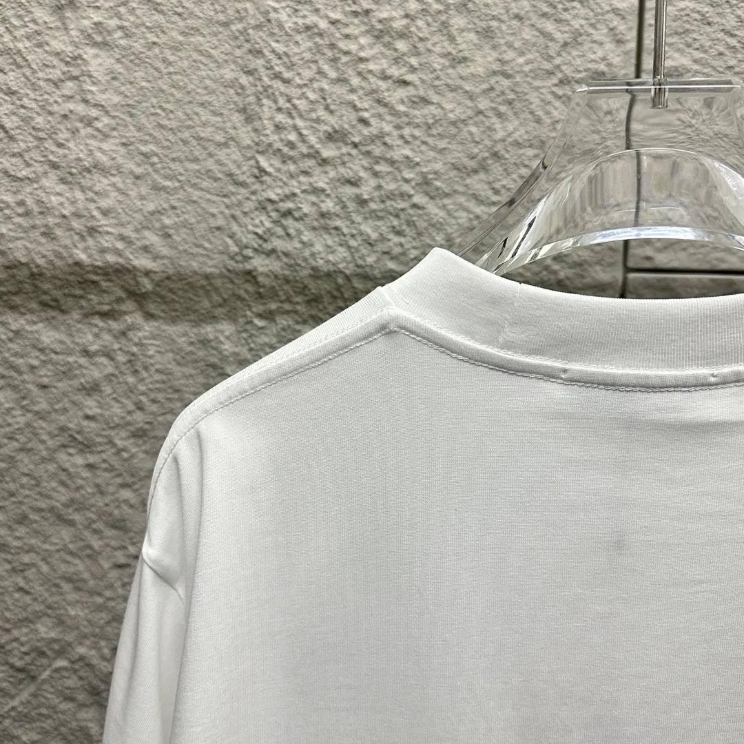 Moncle* *2025 New Arrival Classic T Same Style ：Black White Size： S （90-130 ） M （120-150 ） L （140-165 ） XL （160-180 ） XXL （180-210 ）